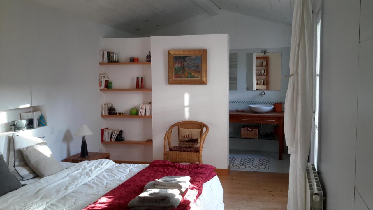 Les Jardins De Clerjotte Bed & Breakfast Saint-Martin-de-Ré Dış mekan fotoğraf